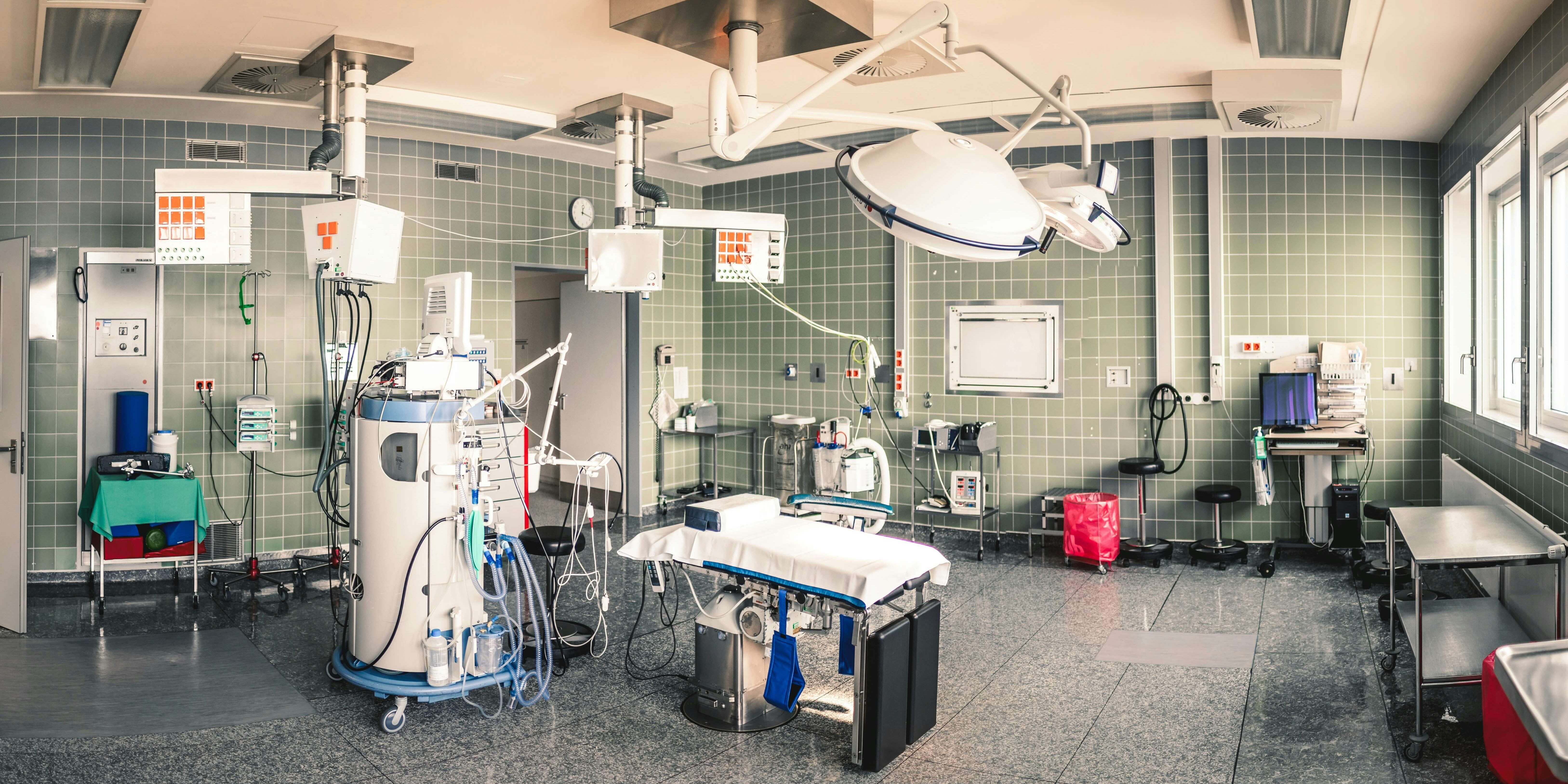 Cleaning Veterinary Clinic